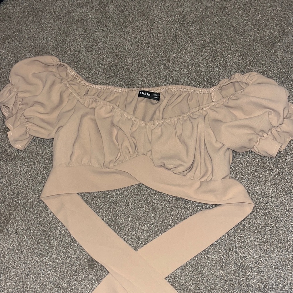 SHEIN XS ruffle top